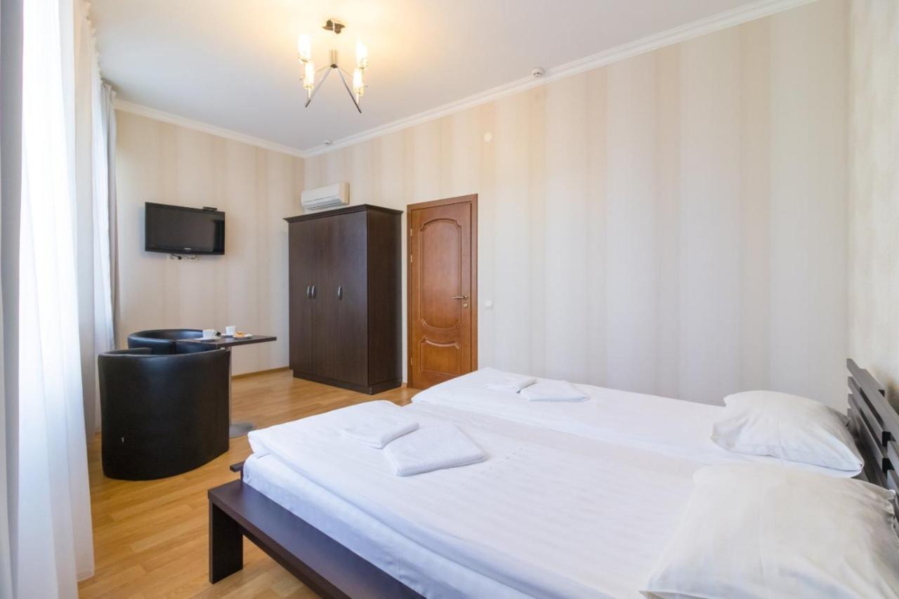 Orhideya Bed & Breakfast Lviv Ngoại thất bức ảnh