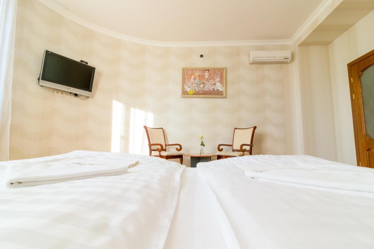 Orhideya Bed & Breakfast Lviv Ngoại thất bức ảnh
