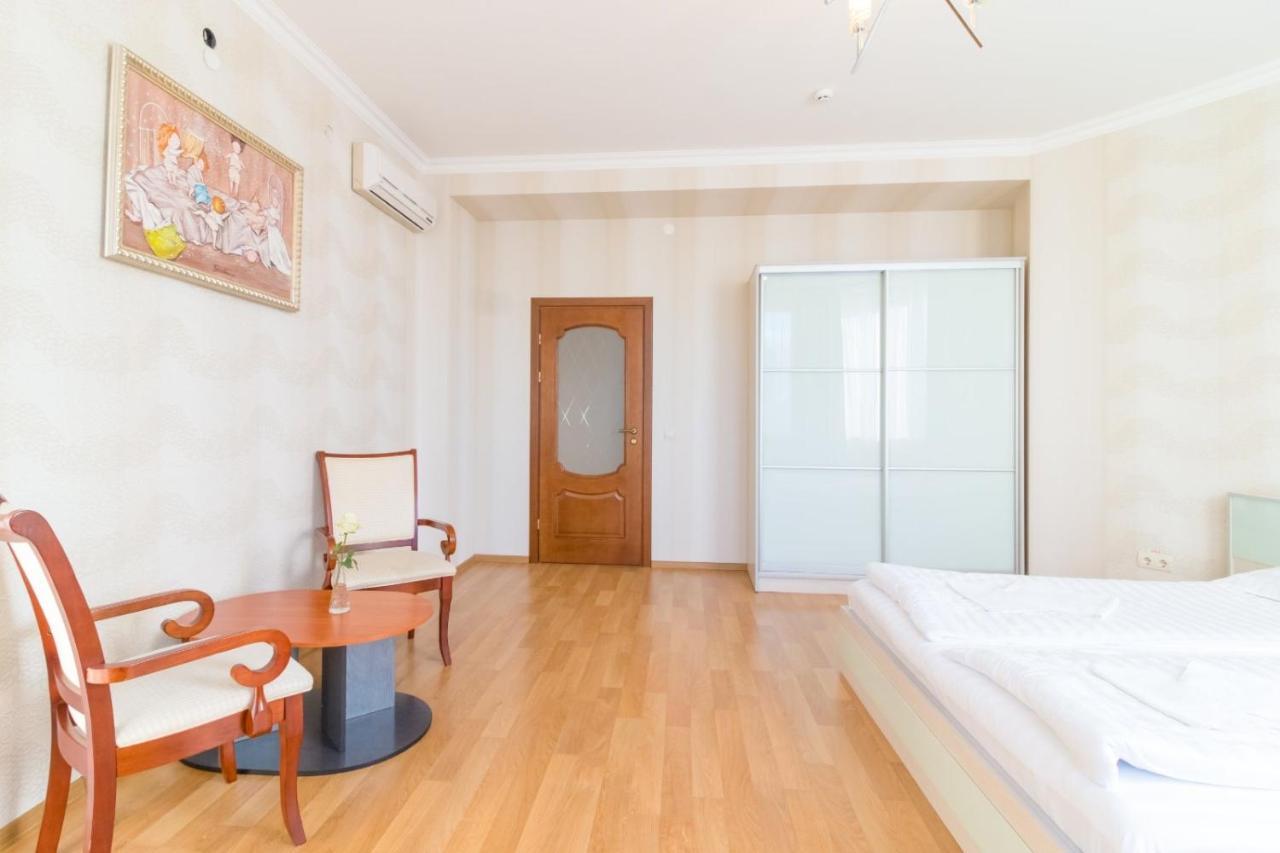 Orhideya Bed & Breakfast Lviv Ngoại thất bức ảnh