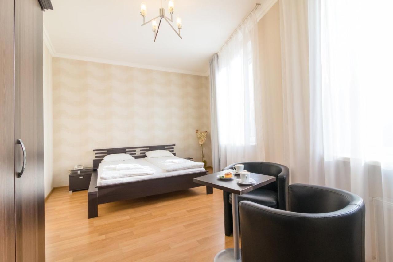 Orhideya Bed & Breakfast Lviv Ngoại thất bức ảnh